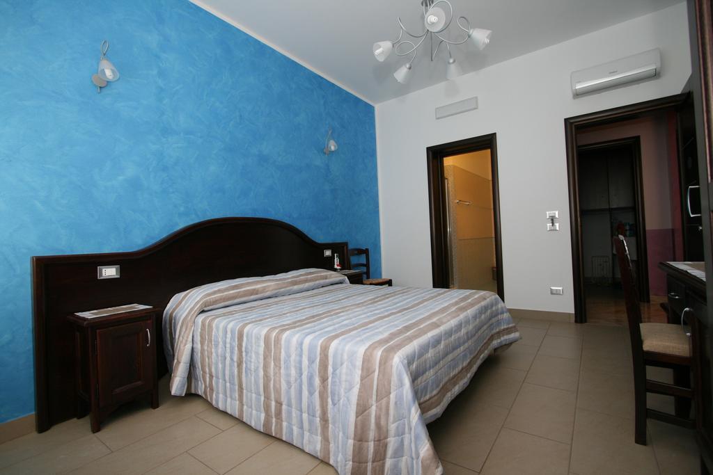 Baia Santa Margherita B&B Castelluzzo Quarto foto
