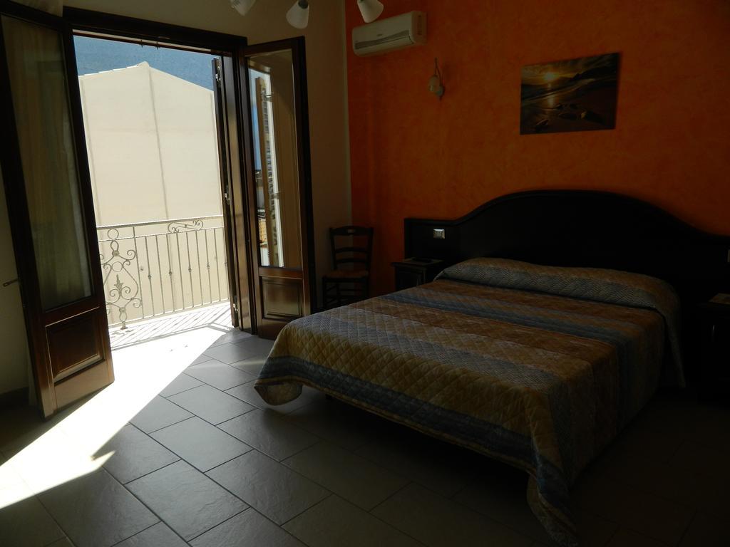 Baia Santa Margherita B&B Castelluzzo Quarto foto