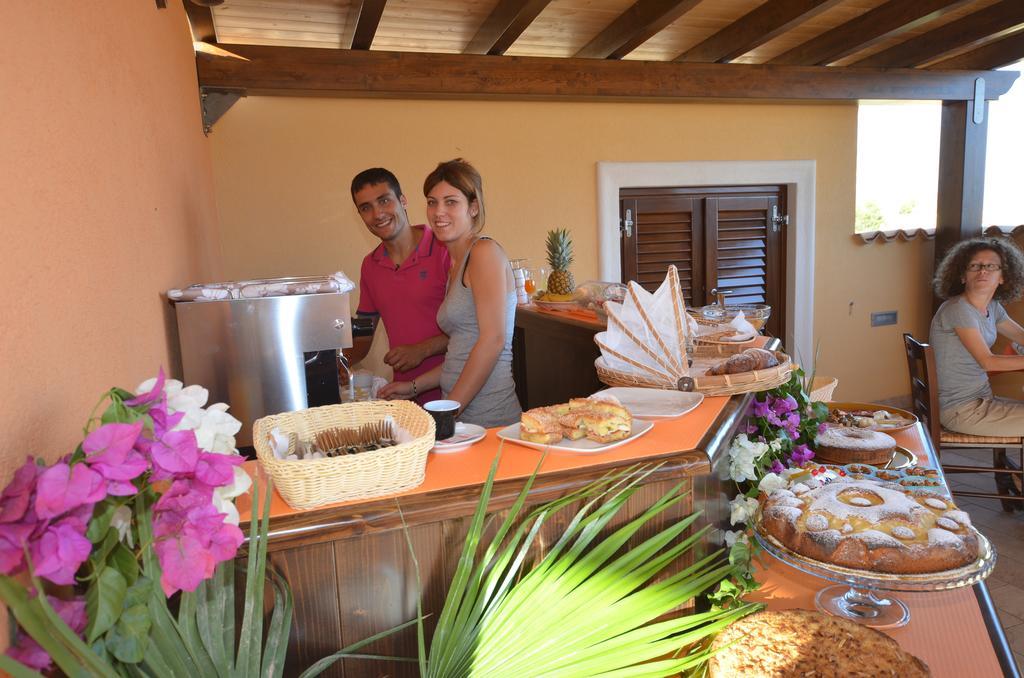 Baia Santa Margherita B&B Castelluzzo Exterior foto